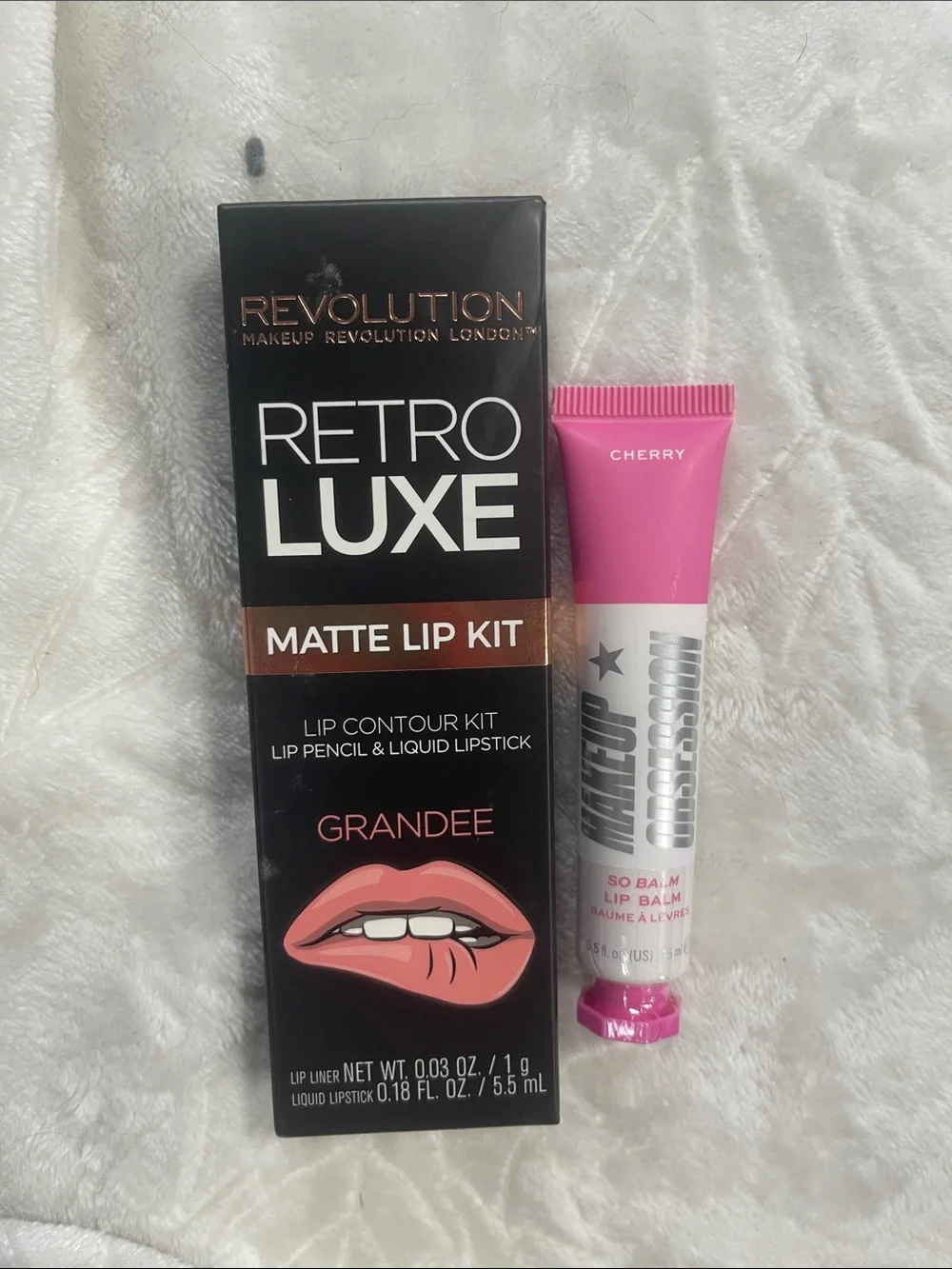 Revolution Retro Luxe Matte Lip Kit – Grandee Pink
